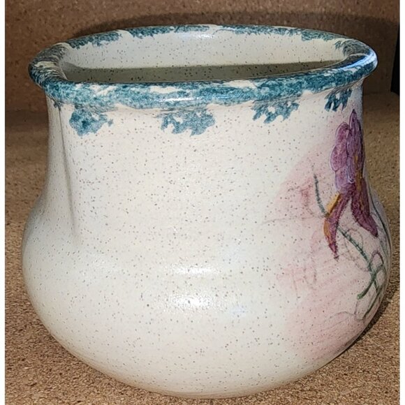 Vintage Country Crafts Pottery Waldenburg Arkansas Iris Flower Creamer Pot - Picture 2 of 6